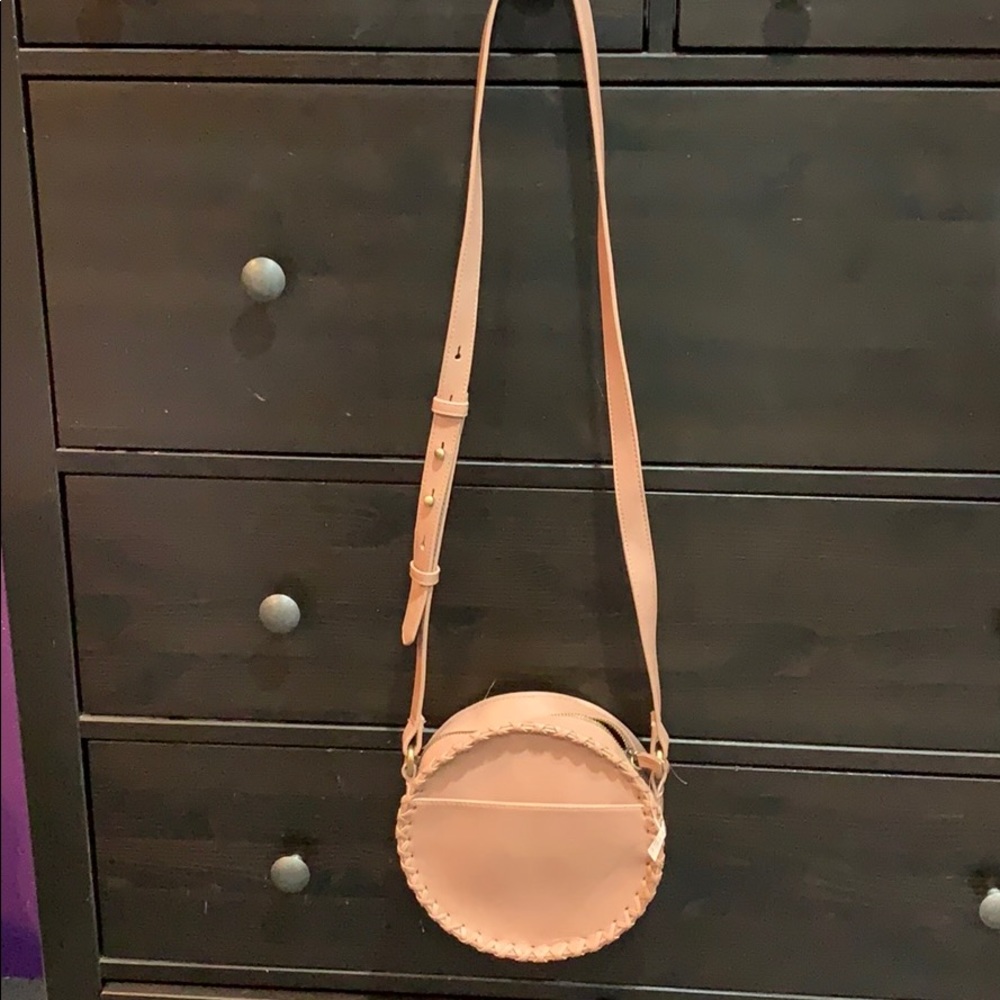 American Eagle around Purse